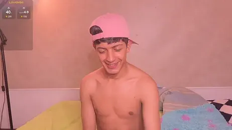 teobrowny — Stripchat stream photo (Apr 2026)