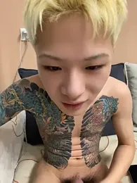 diandian88 — 在 stripchat 直播的网络摄像头模特