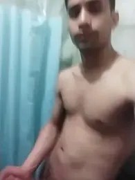 Camachito332 — 在 stripchat 直播的网络摄像头模特