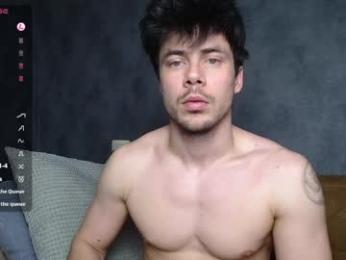 tayler_durden_1 — 在 chaturbate 直播的网络摄像头模特
