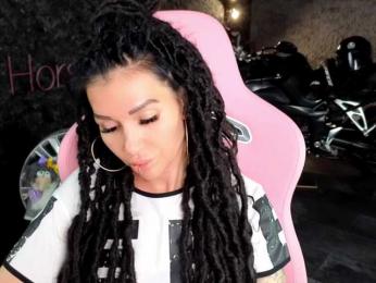 -BABAYAGA- — Bongacams stream photo (Jul 2026)