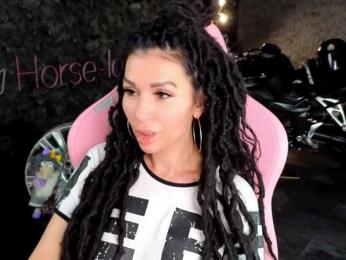 -BABAYAGA- — Bongacams stream photo (Jul 2026)