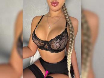 kisss_u — 在 bongacams 直播的网络摄像头模特