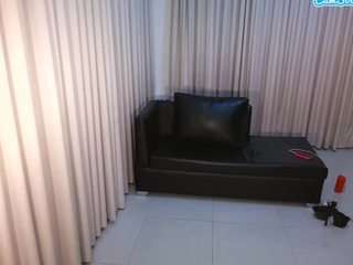 desirerodriguez — 在 camsoda 直播的网络摄像头模特