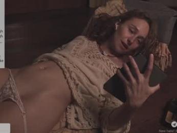 ohmymojo — 在 chaturbate 直播的网络摄像头模特