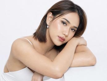 VelvetRusso — 在 livejasmin 直播的网络摄像头模特