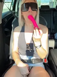 HOTLadyluna — Stripchat stream photo (Apr 2026)