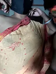 Hotty_couple — 在 stripchat 直播的网络摄像头模特