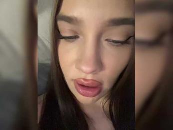 Glossmixdoll — Bongacams stream photo (Sep 2026)