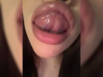 Glossmixdoll — Bongacams stream photo (Sep 2026)