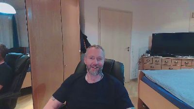 Mannfredfick — 在 cam4 直播的网络摄像头模特