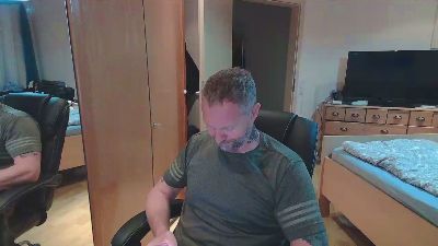 Mannfredfick — Cam4 stream photo (May 2026)
