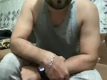 hunkboy09 — 在 stripchat 直播的网络摄像头模特