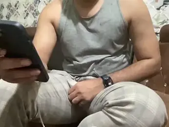 hunkboy09 — Stripchat stream photo (Aug 2026)
