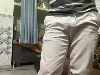 hunkboy09 — Stripchat stream photo (Aug 2026)