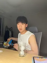 k-kinky — 在 stripchat 直播的网络摄像头模特