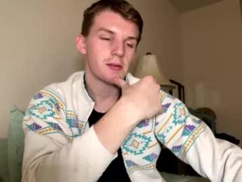 deeyungguy — 在 chaturbate 直播的网络摄像头模特