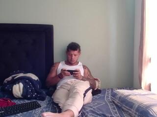 Andrey Gorelov — 在 flirt4free 直播的网络摄像头模特