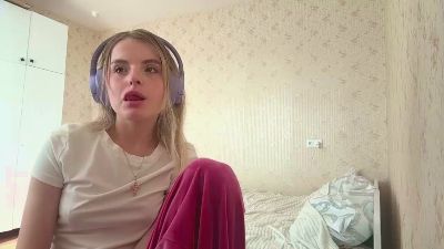 CarlottaMilano — Cam4 stream photo (Jul 2026)
