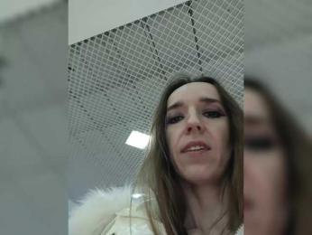 A_R_T_A — 在 bongacams 直播的网络摄像头模特