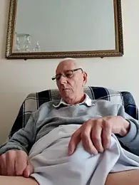 cutaboverest — Stripchat stream photo (Mar 2026)