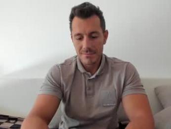 roberto4ever — Chaturbate stream photo (Aug 2026)