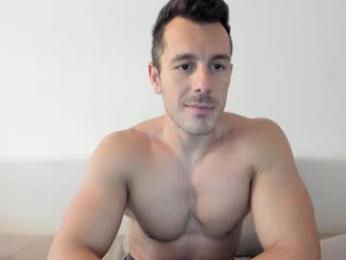 roberto4ever — 在 chaturbate 直播的网络摄像头模特