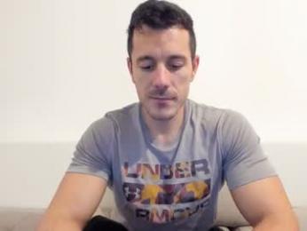 roberto4ever — 在 chaturbate 直播的网络摄像头模特