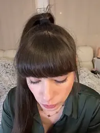 Sugarbellax — 在 stripchat 直播的网络摄像头模特