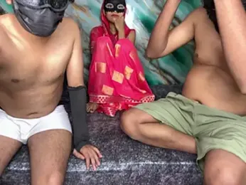 Sassywildcouple_ — 在 stripchat 直播的网络摄像头模特
