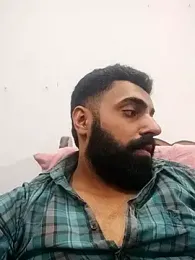 moustache72 — 在 stripchat 直播的网络摄像头模特