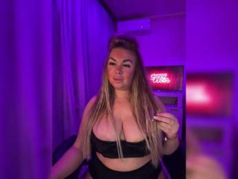 VictoriaFoxxx — bongacams
