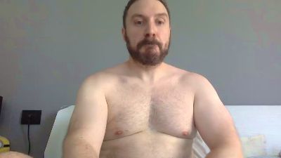 ItalianBear88 — 在 cam4 直播的网络摄像头模特