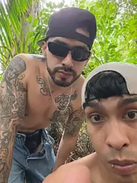 ANDREW_BLESSED — 在 stripchat 直播的网络摄像头模特