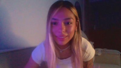 valencampx — Cam4 stream photo (Mar 2026)