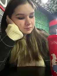 PumaShyXD — 在 stripchat 直播的网络摄像头模特