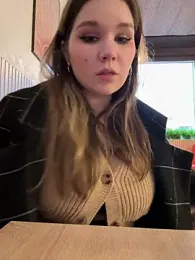 PumaShyXD — 在 stripchat 直播的网络摄像头模特