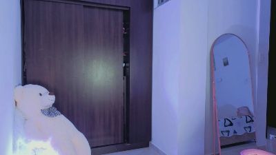 Alicesimpson1 — 在 cam4 直播的网络摄像头模特