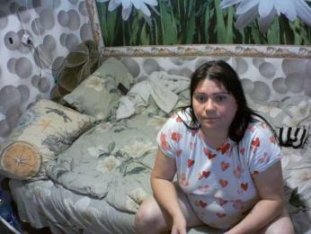 Marinochka5656 — 在 bongacams 直播的网络摄像头模特