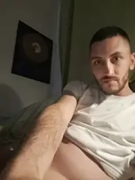 Yris-04 — Stripchat stream photo (Sep 2026)