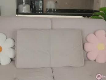 daphne_cooper1 — Chaturbate stream photo (Jun 2026)