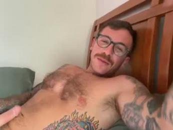 mandudebroson — Chaturbate stream photo (Apr 2025)