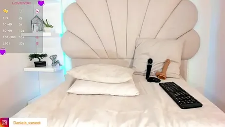 KittenDani — Stripchat stream photo (Sep 2026)