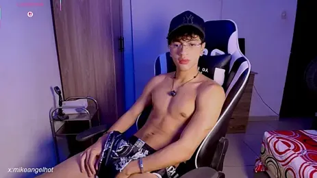Angelligth — stripchat