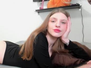 raveneusbiter — Chaturbate stream photo (Mar 2026)