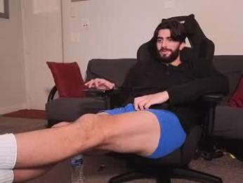 mikehawk1589 — 在 chaturbate 直播的网络摄像头模特