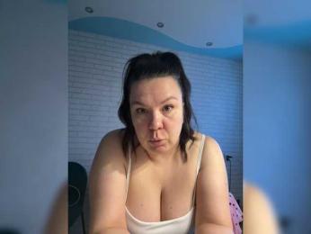 -BuSiNkA — Bongacams stream photo (May 2026)