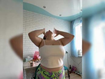 -BuSiNkA — Bongacams stream photo (May 2026)