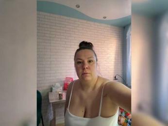 -BuSiNkA — Bongacams stream photo (May 2026)