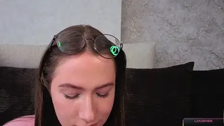 Kira_mindnes — Stripchat stream photo (Apr 2026)